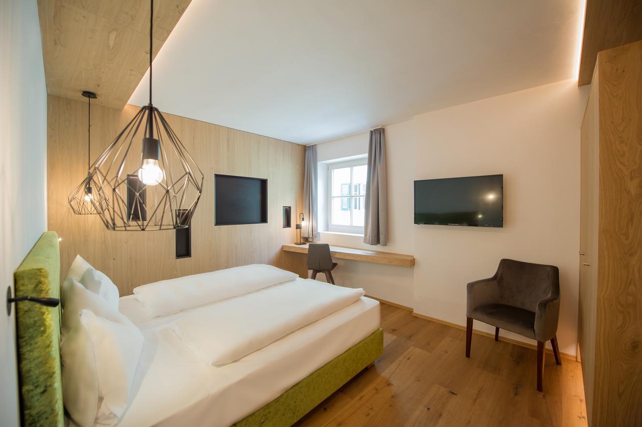 Hotel Goldene Traube 4*